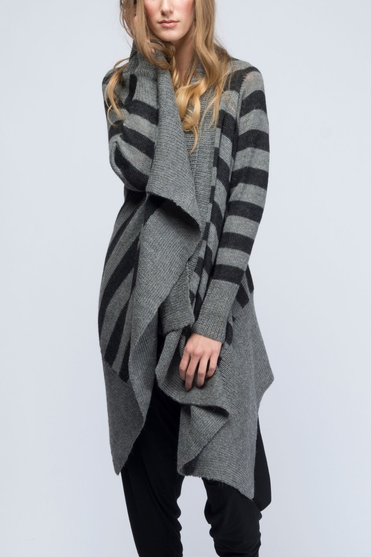 Berry Hand-Knit Baby Alpaca Cardigan - Grey/Black