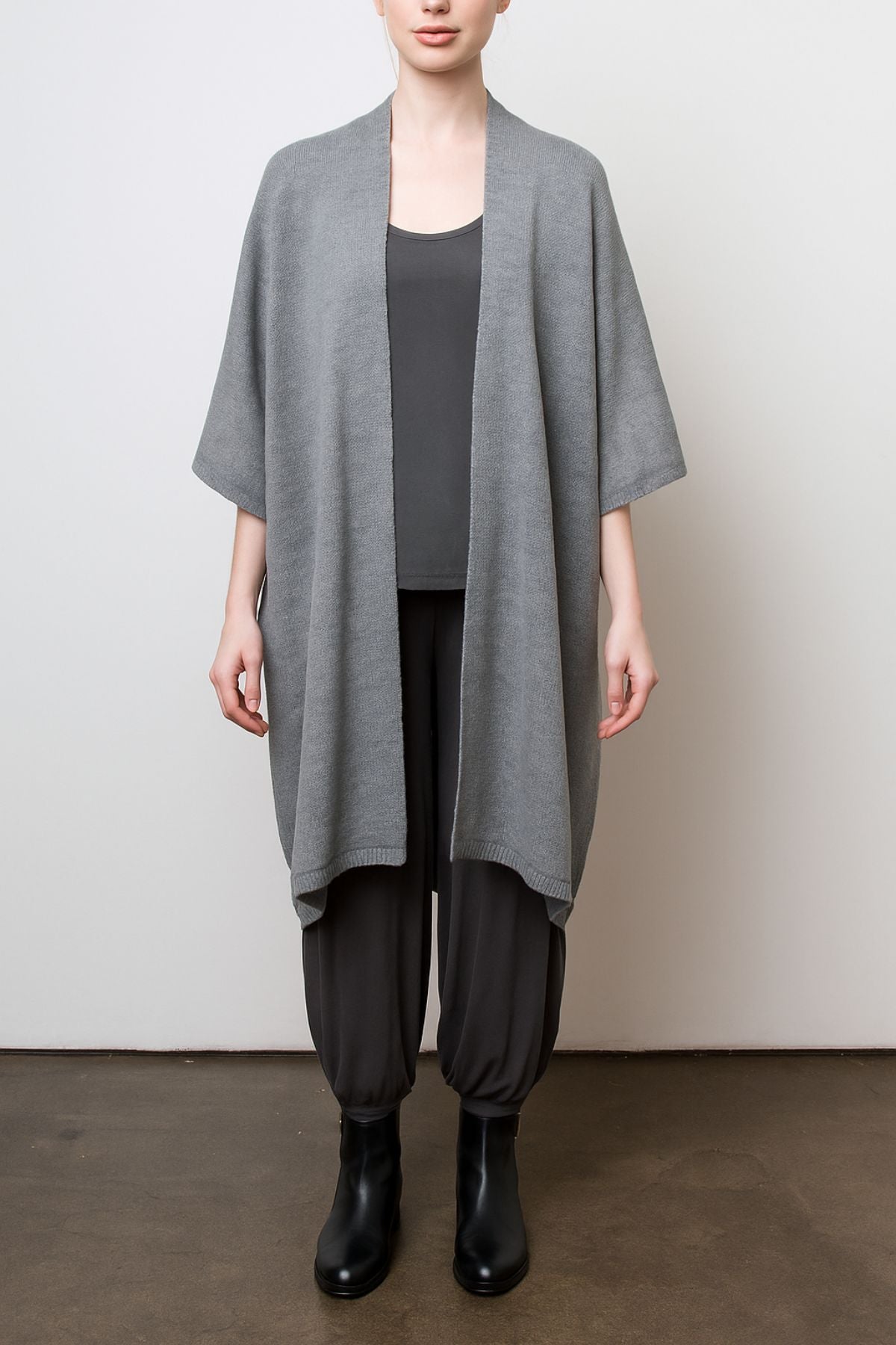 Maya Ruana - Alpaca - Grey