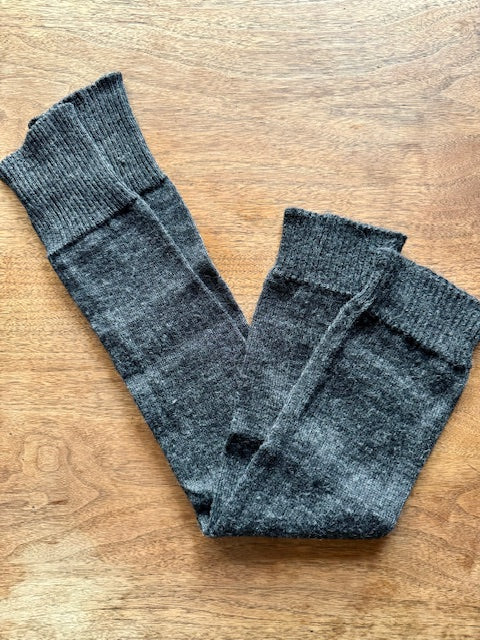 arzé alpaca arm warmers - charcoal