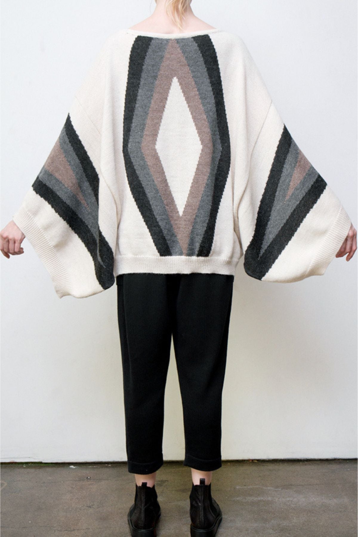 Baez Hand-Loomed Alpaca Intarsia Tunic - Cream w/Sand + Grey