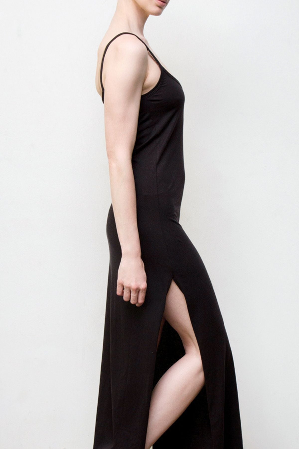 Long Spaghetti-Strap Dress - Organic Cotton- Black arzeatelier Long Spaghetti-Strap Dress - Organic Cotton- Black arzeatelier