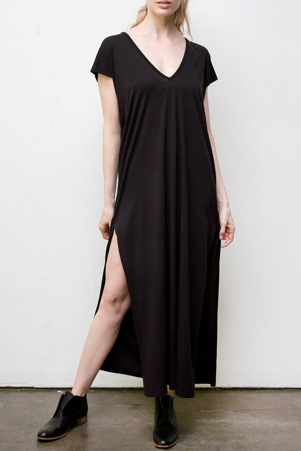 maxi v neck dress - black